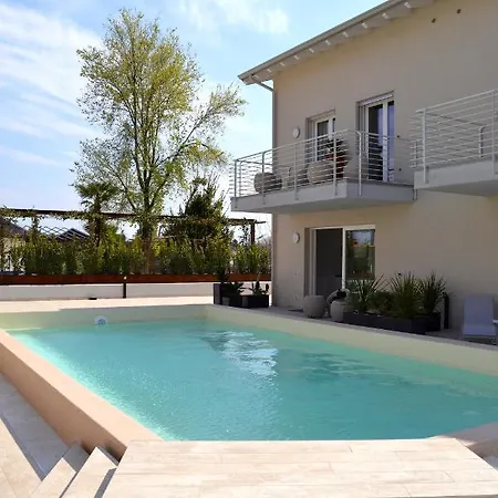Oak Ar Holiday-home Apartmán